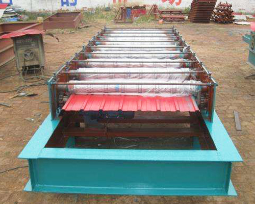 910墻面板成型機