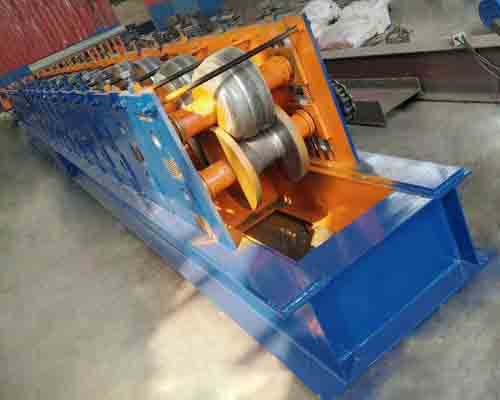 挖掘機(jī)配件設(shè)備